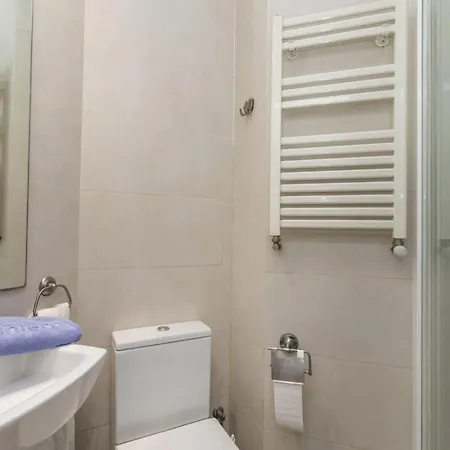 Rocafort - Plaza Espana By Interhome شقة