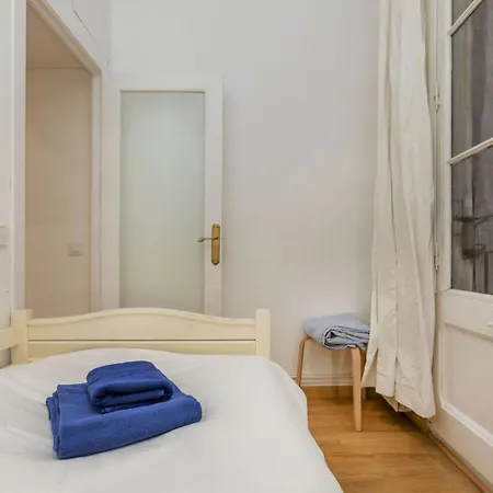 Rocafort - Plaza Espana By Interhome * برشلونة