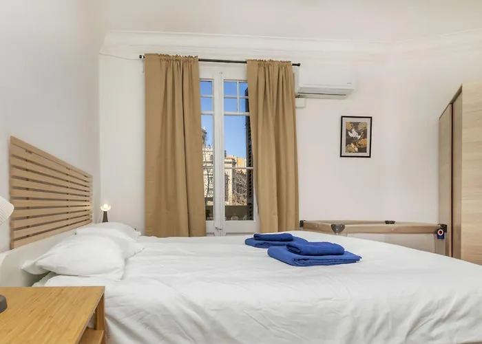 Rocafort - Plaza Espana By Interhome Appartement