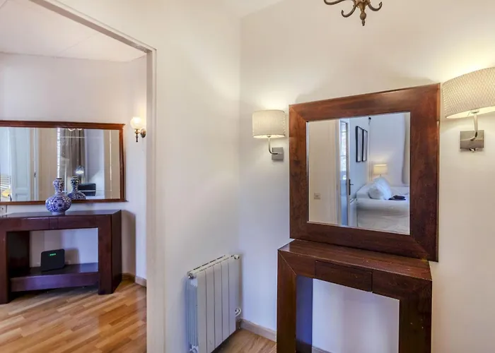 Appartement Rocafort - Plaza Espana By Interhome